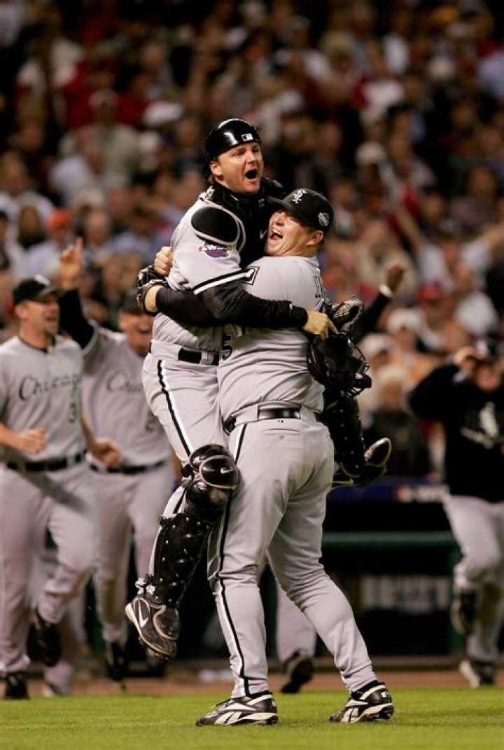 A.J. Pierzynski Net Worth - Wiki, Age, Weight and Height, Relationships, Family, and More