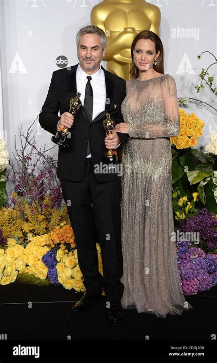 Alfonso Cuaron on Angelina Jolie, ‘Gravity’: ‘Something happens, you part ways’