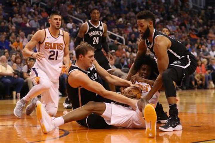 Allen Crabbe Net Worth - Wiki, Age, Weight and Height, Relationships, Family, and More