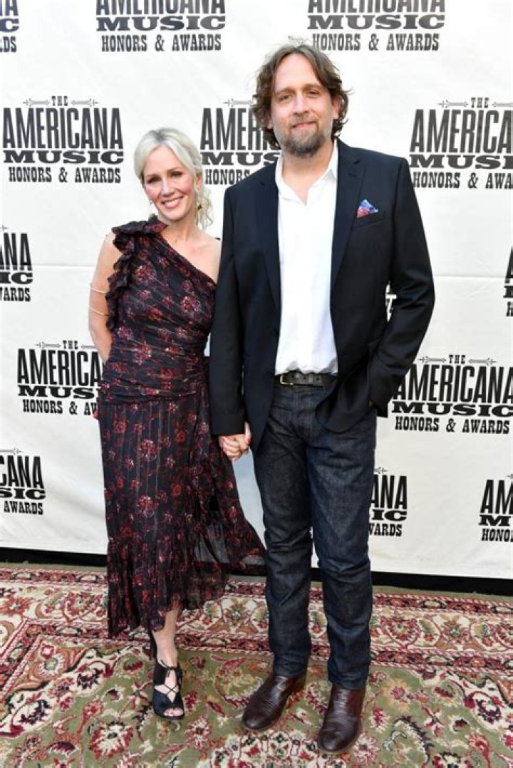 Allison Moorer Net Worth - Wiki, Age, Weight and Height, Relationships, Family, and More