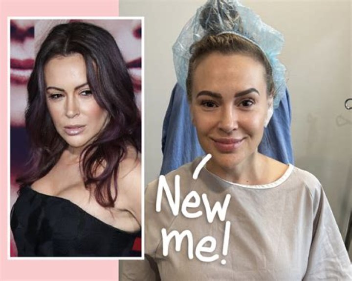 Amy Winehouse was in the hospital because her breast implants are leaking