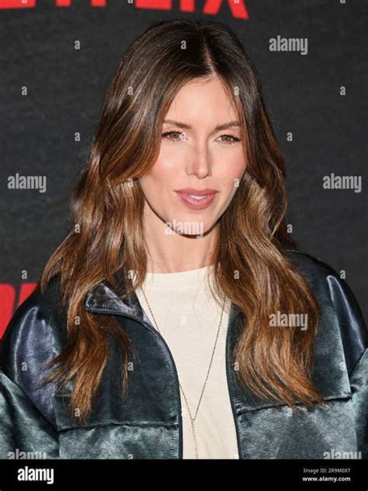 An American Actress and Realtor, Kayla Laws Is Currently Single; A Daughter Of Charlotte Laws.