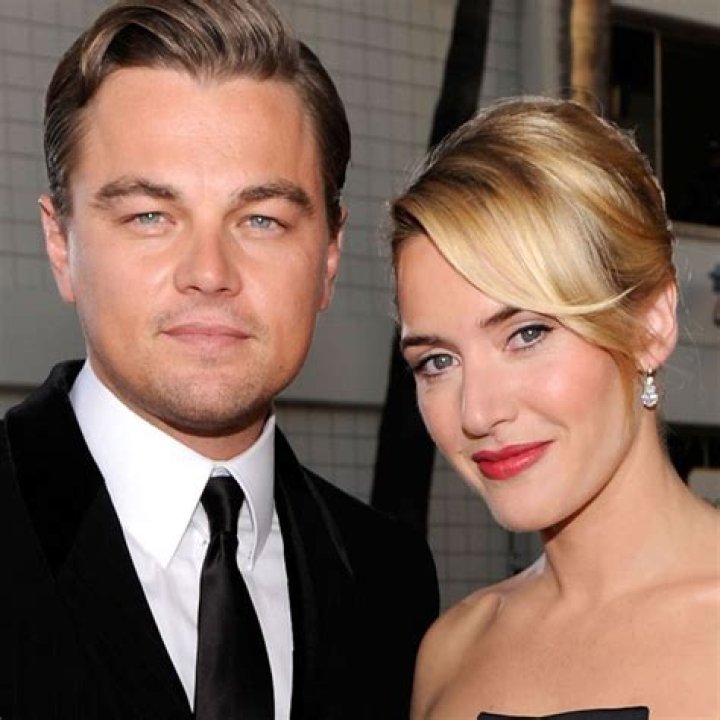 Are Leo DiCaprio & Kate Winslet “secret lovers”?
