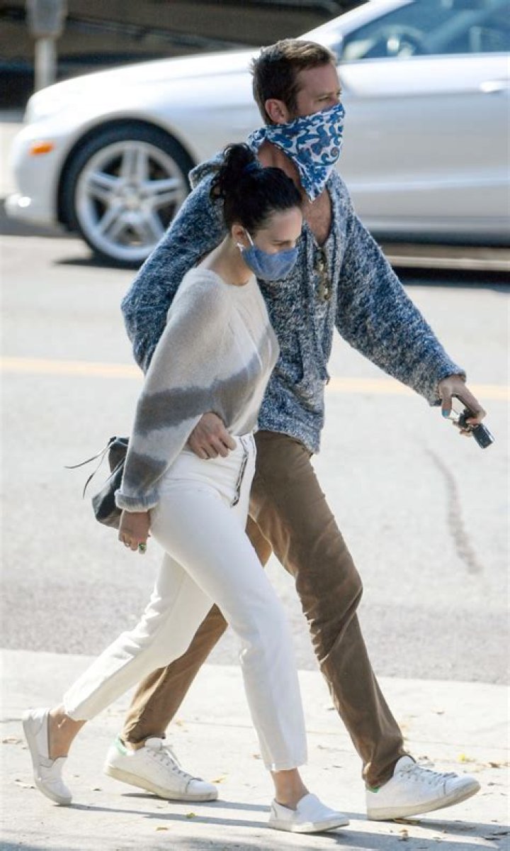 Armie Hammer was seen out & looking coupled-up with Rumer Willis in LA