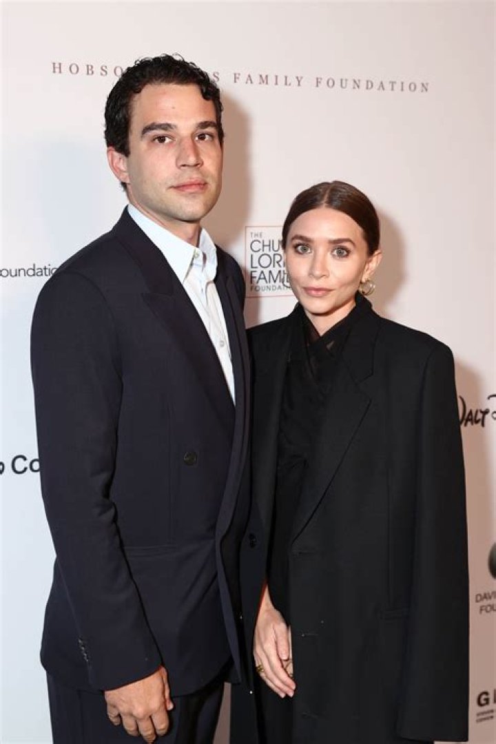 Ashley Olsen quietly married her boyfriend of six years, Louis Eisner, last week