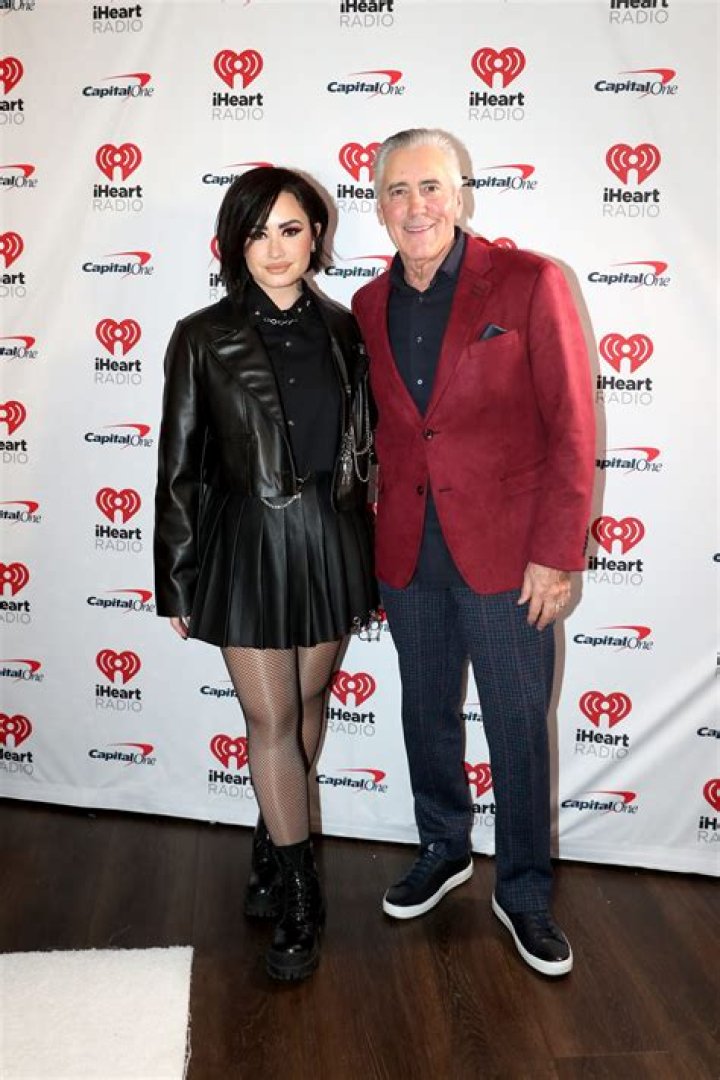 Billy Costa Net Worth - Wiki, Age, Weight and Height, Relationships, Family, and More