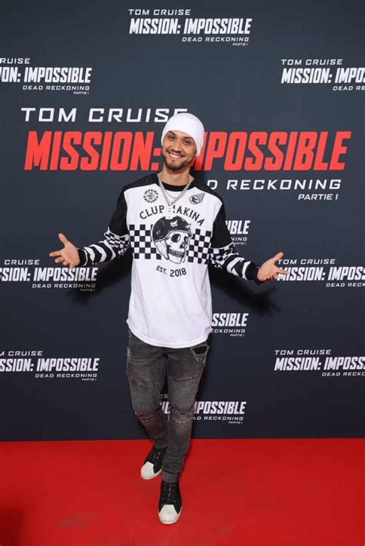 Billy Crawford Net Worth - Wiki, Age, Weight and Height, Relationships, Family, and More