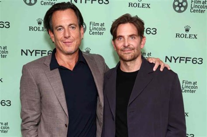 Bradley Cooper & Will Smith are apparently huge Philly Eagles superfans