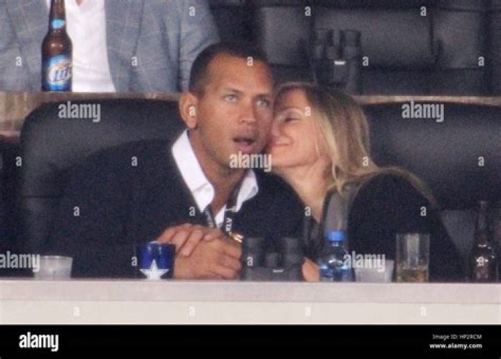 Cameron Diaz & Alex Rodriguez look closer than ever