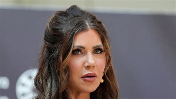 Carrie Fisher lost 50 pounds, got a plastic surgery makeover, is unrecognizable