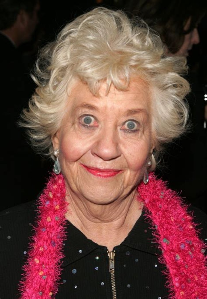 Charlotte Rae Net Worth - Wiki, Age, Weight and Height, Relationships, Family, and More