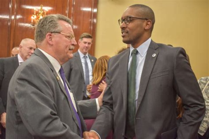 Chris Shea Obituary, Defense Attorney Death At 57 Family Mourns