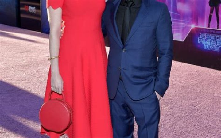 Clare Grant Net Worth - Wiki, Age, Weight and Height, Relationships, Family, and More