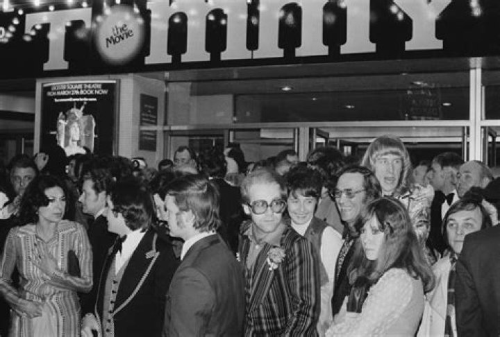 Davey Johnstone Net Worth - Wiki, Age, Weight and Height, Relationships, Family, and More