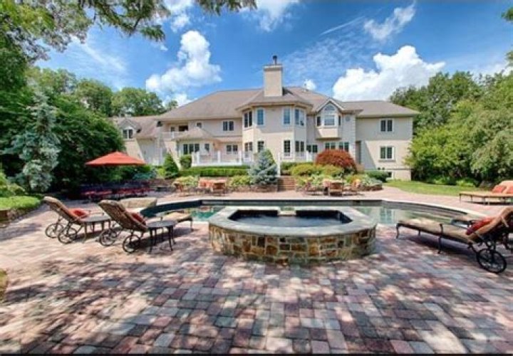 DJ Envy Net Worth: Career & Lifestyle