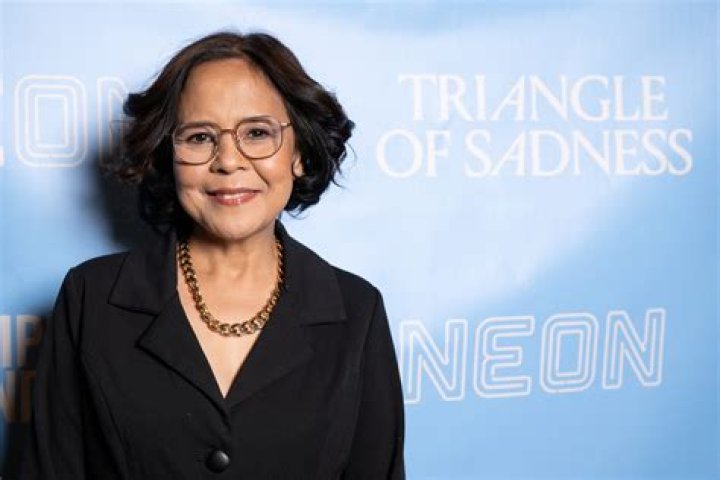 Dolly de Leon Net Worth - Wiki, Age, Weight and Height, Relationships, Family, and More