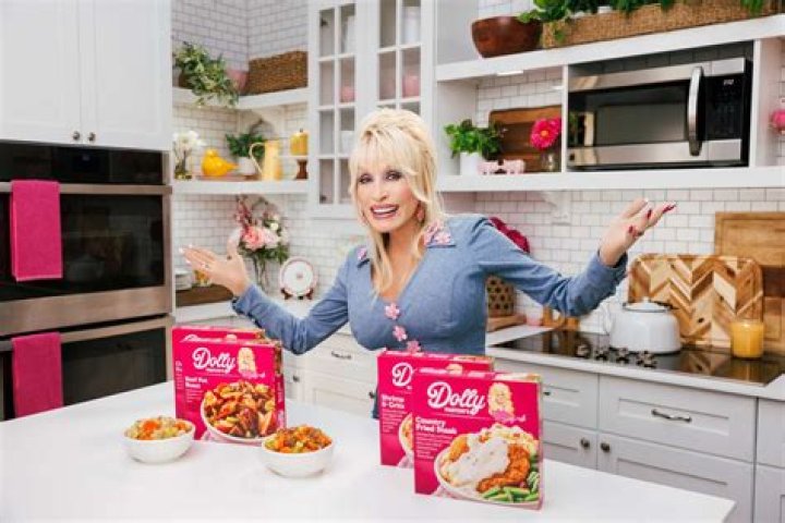 Dolly Parton: Cheaper products are just as good as expensive ones, sometimes better