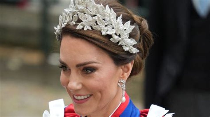 Duchess Kate has been wearing extensions for a while, claims British stylist