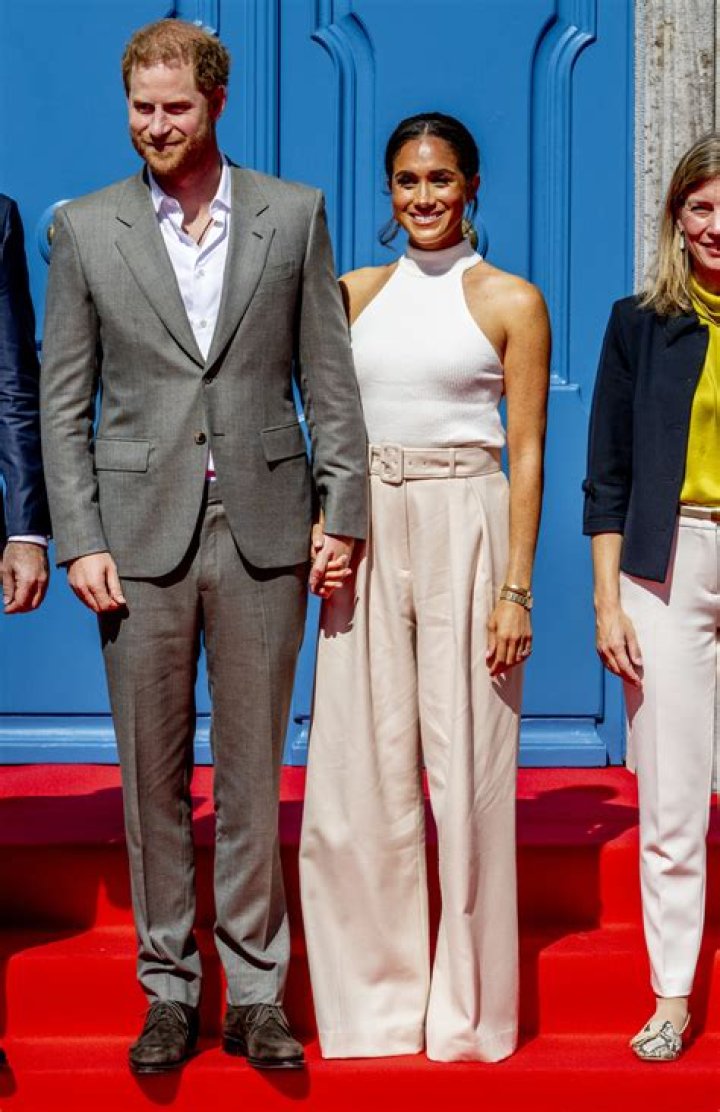 Duchess Meghan wore Anine Bing & Brandon Maxwell in Dusseldorf