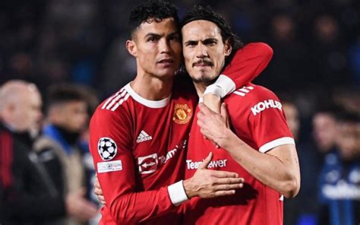 Edinson Cavani Net Worth - Wiki, Age, Weight and Height, Relationships, Family, and More