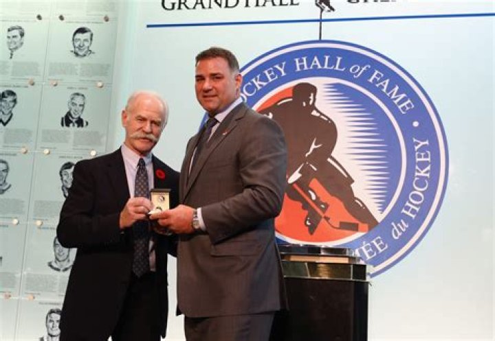 Eric Lindros Net Worth - Wiki, Age, Weight and Height, Relationships, Family, and More