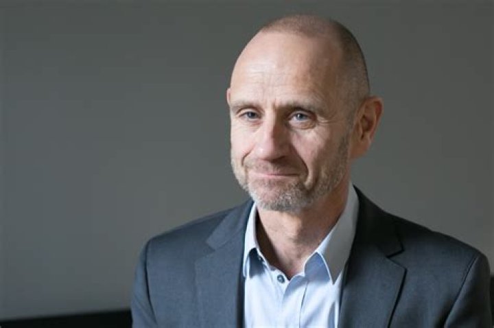 Evan Davis Net Worth: Salary Earnings Revenue And Endorsements