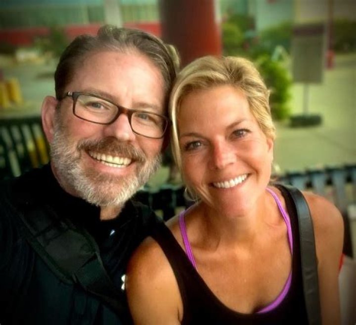 Fox 8: Tracy Mccool Husband John Passed Away, Death News Health And Cancer