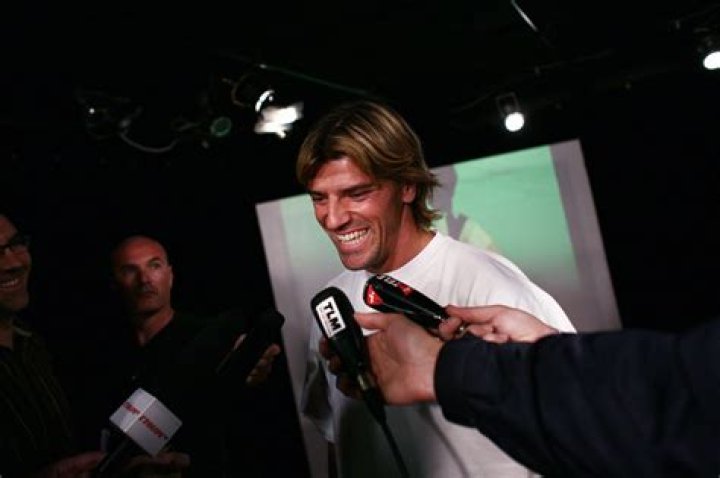 Grégory Coupet Net Worth - Wiki, Age, Weight and Height, Relationships, Family, and More