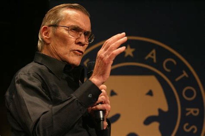 Hal Needham Net Worth - Wiki, Age, Weight and Height, Relationships, Family, and More