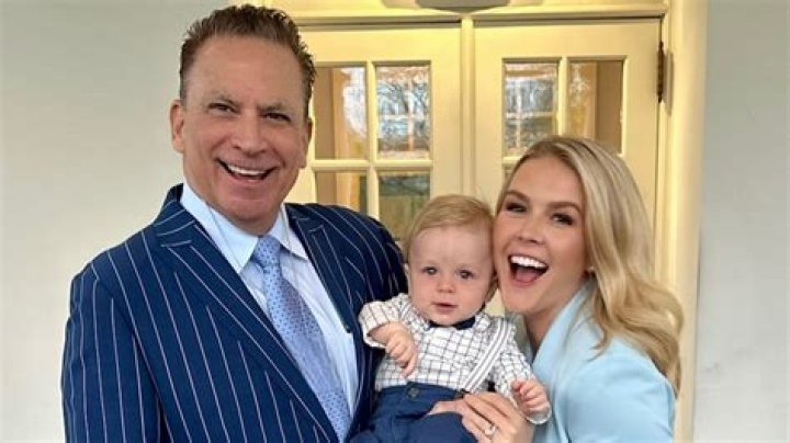 How Is Local 10 Investigative Reporter, Amy Viteri's Married Life Going? See Her Net Worth, Age, Husband, Baby