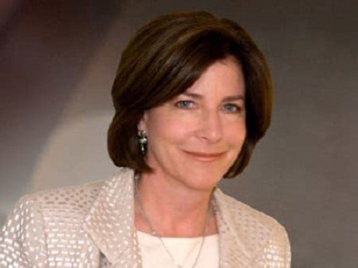 Is American Financial Journalist and News Corrrespodent, Patti Domm Married? Know About Her Personal Life