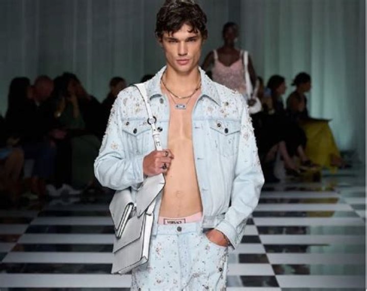 Is Fernando Lindez Gay? Gender And Sexuality