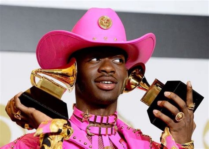 Is Lil Nas X Transgender – What Gender Is He? Sexuality Partner And Family Revealed