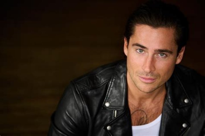 Is Olivier Renaud Gay: Gender Sexuality And Partner