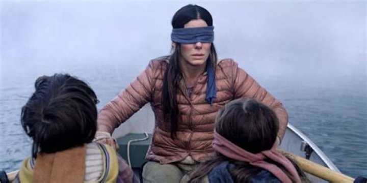 Is Sandra Bullock in Bird Box Barcelona?