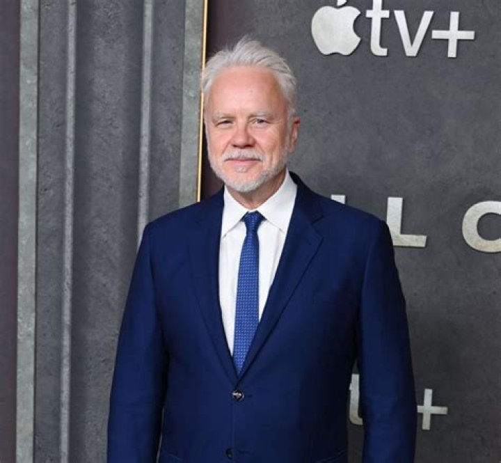 Is Tim Robbins Gay – What Is His Sexuality? Partner And Net Worth