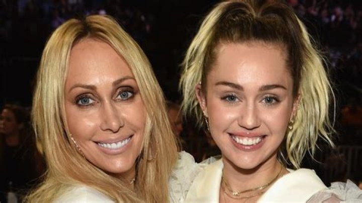 Jamie Lynn Spears’ mom and Miley Cyrus’ mom have heart to heart