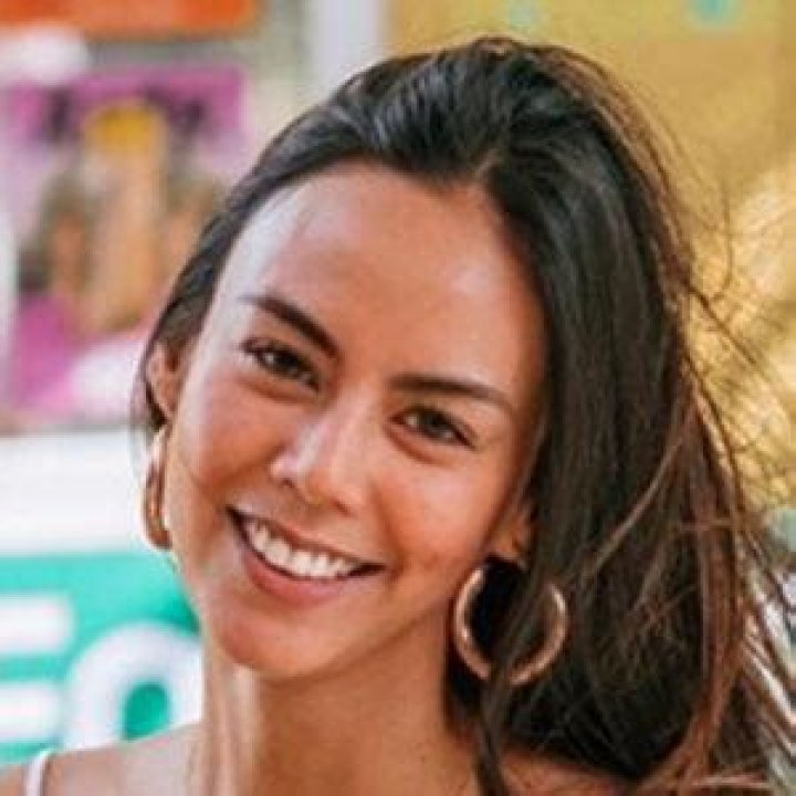 Janina Manipol Bio (Wiki) 