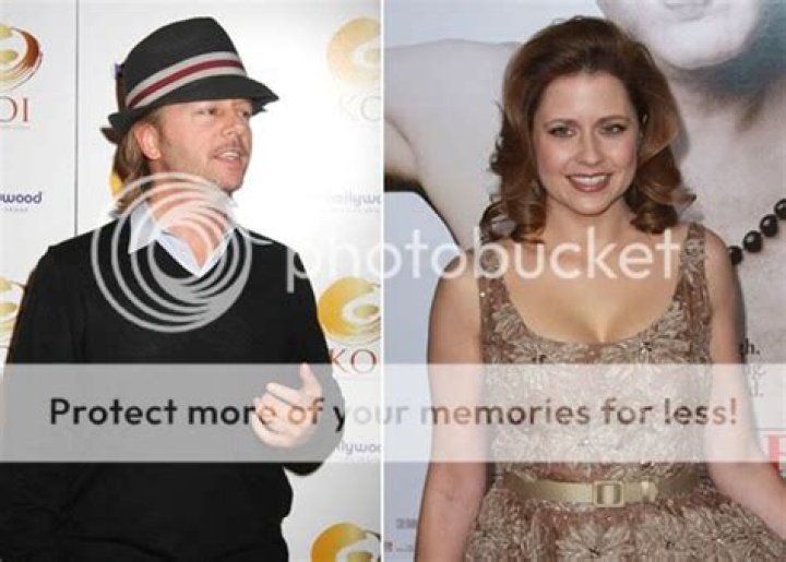 Jenna Fischer dating David Spade (update: not true)