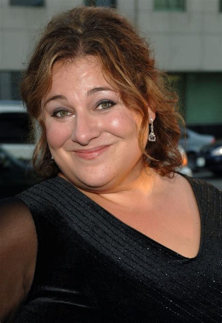 Jennifer Weiner Net Worth - Wiki, Age, Weight and Height, Relationships, Family, and More