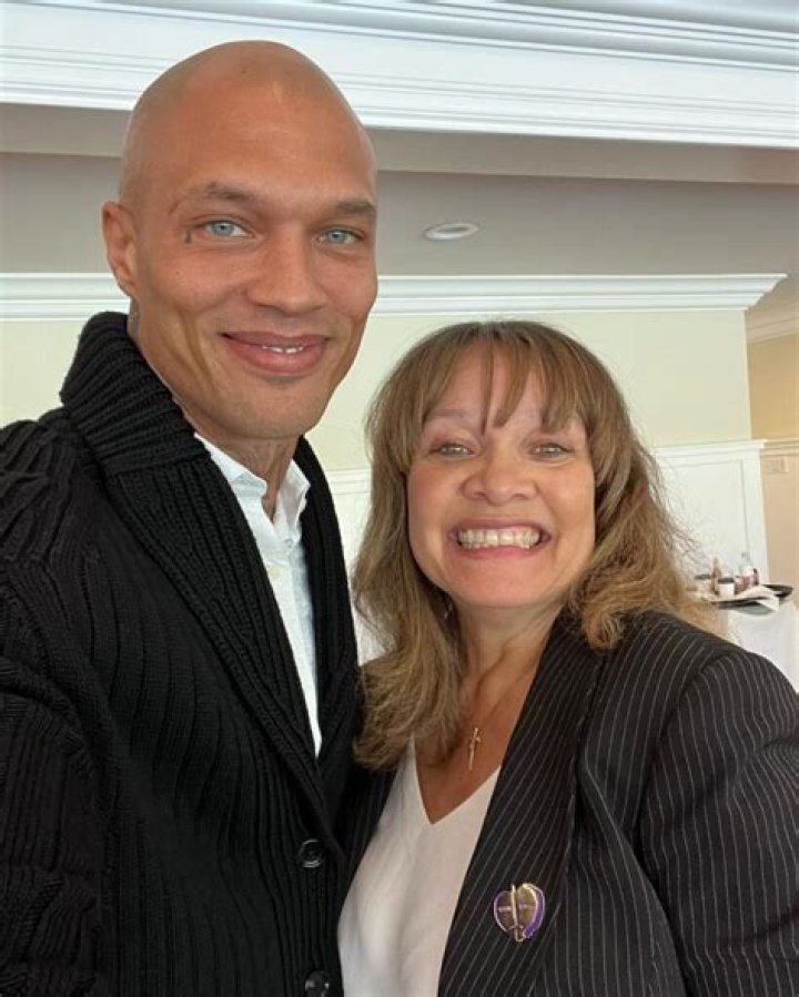 Jeremy Meeks Net Worth - Wiki, Age, Weight and Height, Relationships, Family, and More