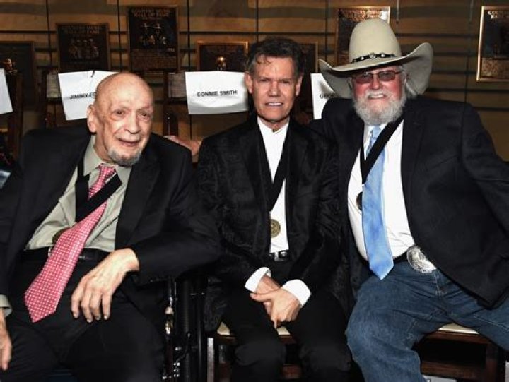 Jerry Reed Net Worth - Wiki, Age, Weight and Height, Relationships, Family, and More