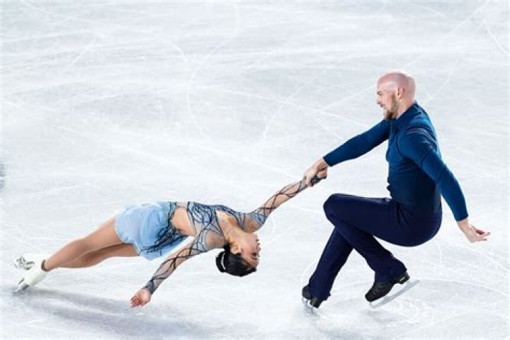 JoJo Starbuck is ex-wife of the Terry Bradshaw, who is also renowned American figure skater
