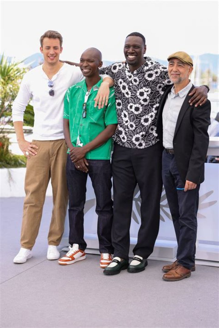 Jonas Bloquet Net Worth - Wiki, Age, Weight and Height, Relationships, Family, and More