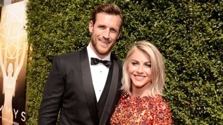 Julianne Hough refuses to take her husband Brooks Laich’s name after two years