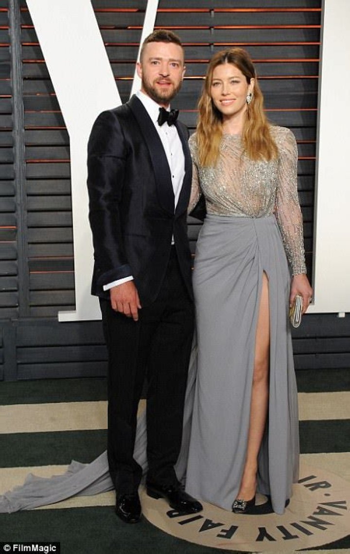 	Justin Timberlake ‘wants to raise Silas out of the spotlight’, in Montana	