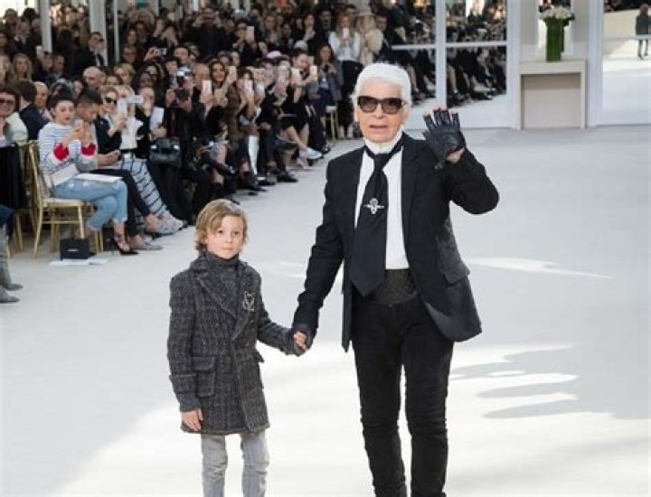 Karl Lagerfeld Sexuality – Is He Gay? Partner Kids And Dating History