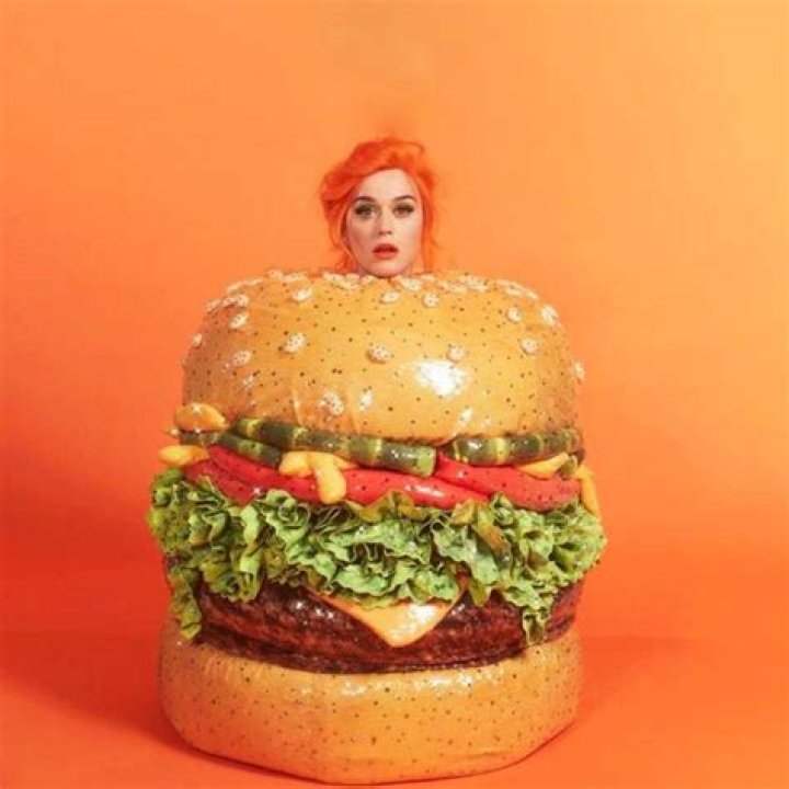 Katy Perry’s pregnancy cravings: dried mango, Tabasco and Impossible Burgers