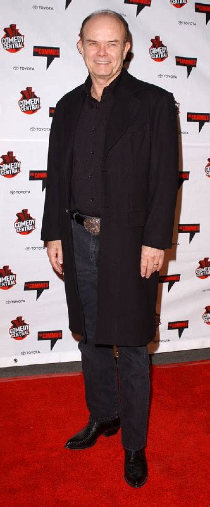 Kurtwood Smith Height - CelebsHeight.org