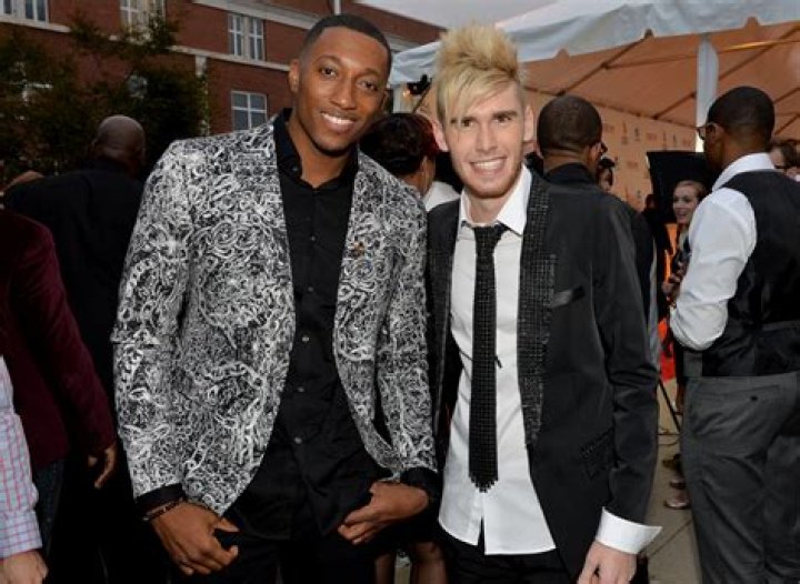 Lecrae Net Worth - Wiki, Age, Weight and Height, Relationships, Family, and More